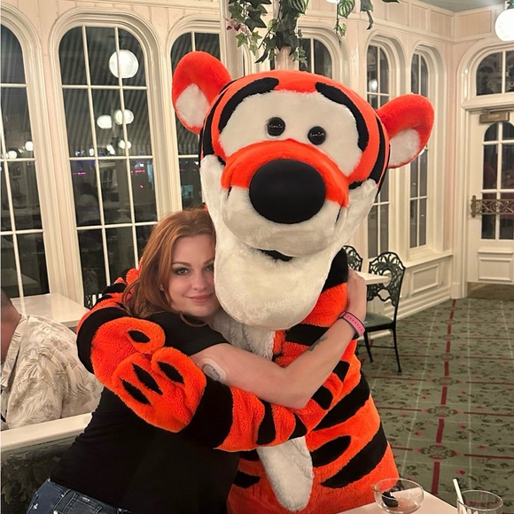 Hi!! I'm Crys Its so nice to meet you! - Picture 7 of 7